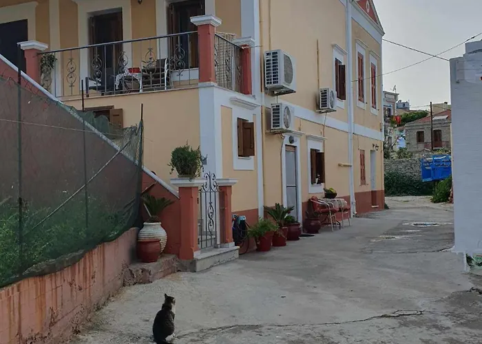 Aggeliki's House بيت للعطل *